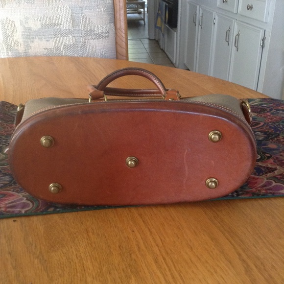 Vtg Dooney & Bourke Domed Satchel - Picture 4 of 7